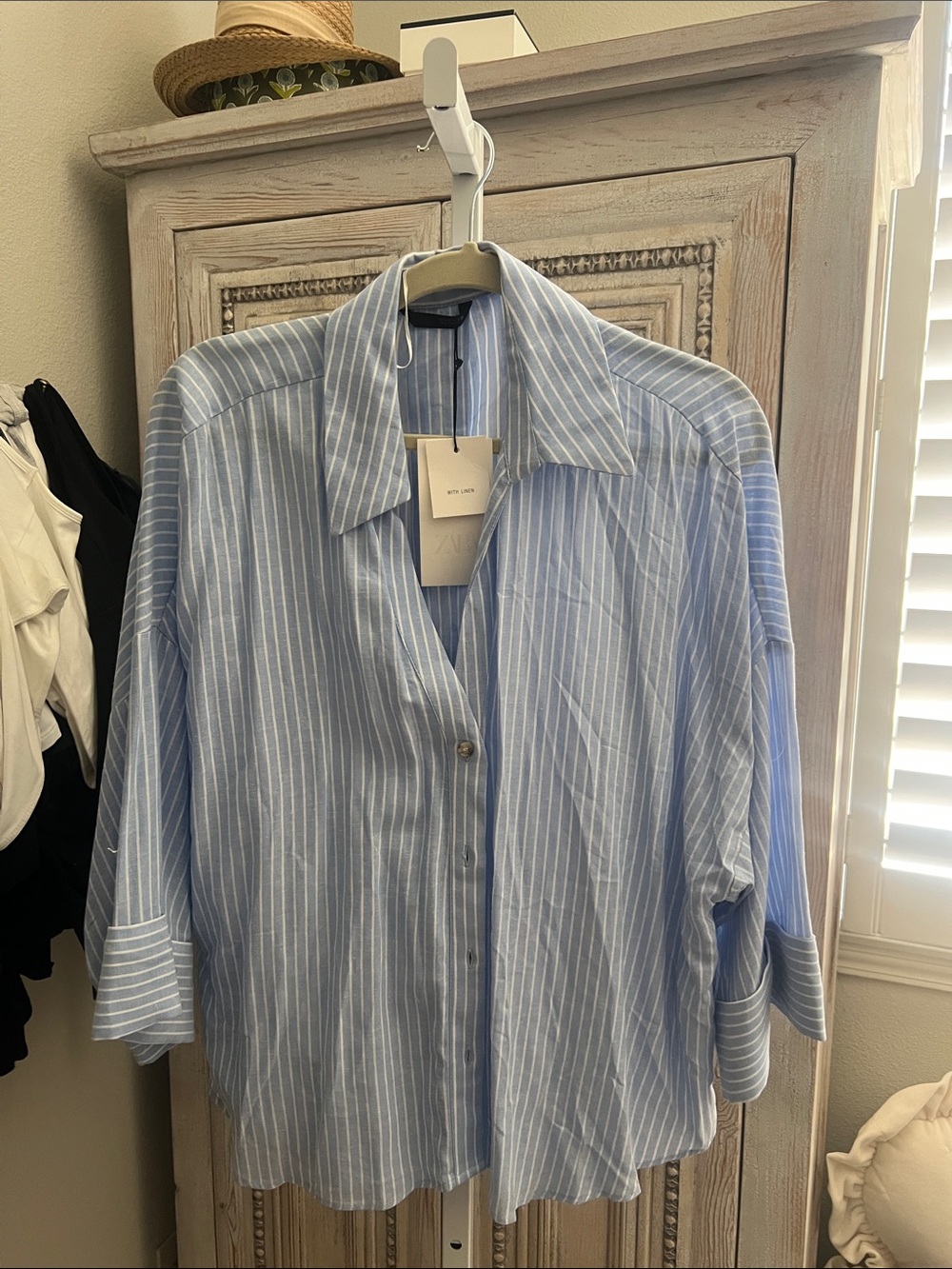 Zara Light Blue and White Striped Button-Down Shirt